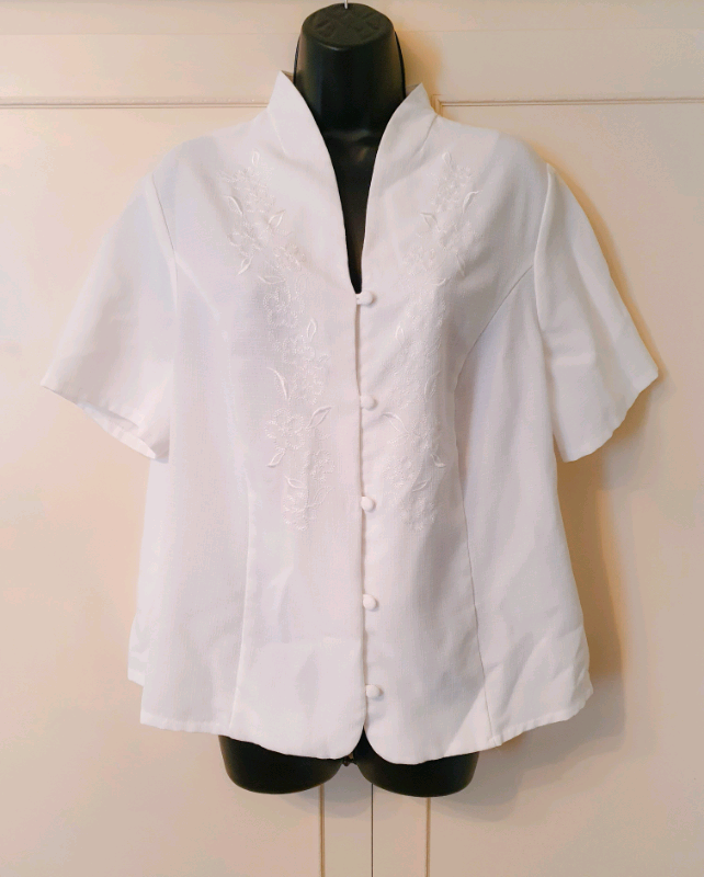 white blouse size 18